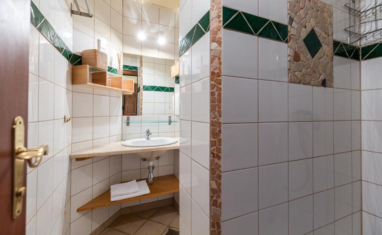 Appartementhaus Witzmann Bad Voeslau Ngoại thất bức ảnh